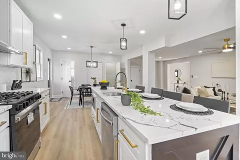 Kitchen - 4508 Arabia Ave, Baltimore, MD 21214 photo 4 of 6