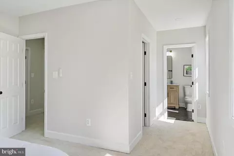 Entry Way - 4508 Arabia Ave, Baltimore, MD 21214 photo 10 of 10