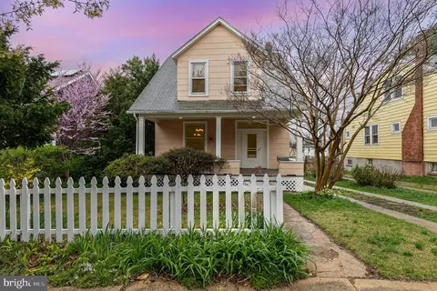 2804 Goodwood Rd, Baltimore, MD 21214