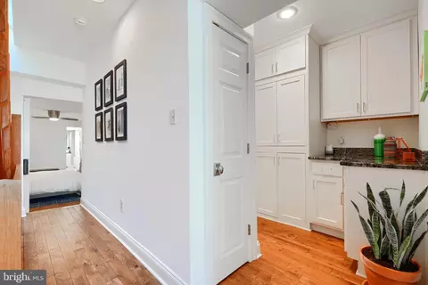 Entry Way - 2214 E Lombard St E, Baltimore, MD 21231 photo 1 of 3
