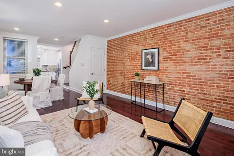 2211 Essex St, Baltimore, MD 21231