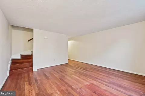 Living - 1113 Argyle Ave, Baltimore, MD 21201 photo 5 of 8