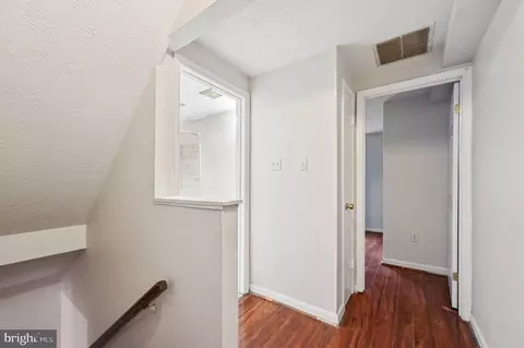 Entry Way - 1113 Argyle Ave, Baltimore, MD 21201 photo 1 of 1
