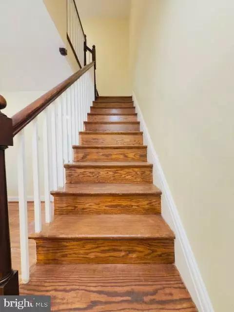 Entry Way - 3709 Monterey Rd, Baltimore, MD 21218 photo 6 of 8