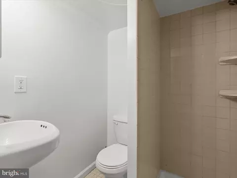 324 Gusryan St, Baltimore, MD 21224 photo 32