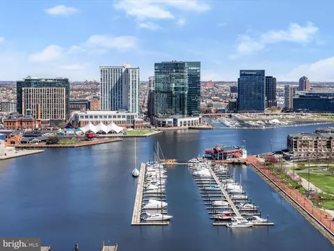 View/Area - 10 E Lee St #2206, Baltimore, MD 21202 photo 3 of 21