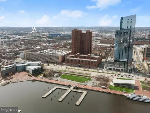 View/Area - 10 E Lee St #2206, Baltimore, MD 21202 photo 16 of 21