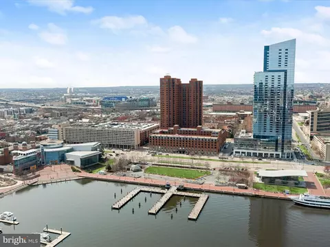 View/Area - 10 E Lee St #2206, Baltimore, MD 21202 photo 1 of 21