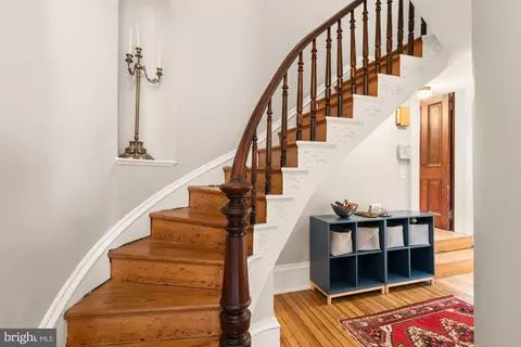 Entry Way - 1206 John St, Baltimore, MD 21217 photo 3 of 10