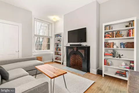 Living - 1206 John St, Baltimore, MD 21217 photo 4 of 5