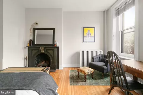 Bedroom - 1206 John St, Baltimore, MD 21217 photo 3 of 11