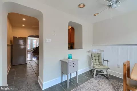 Entry Way - 509 E Randall St, Baltimore, MD 21230 photo 6 of 8