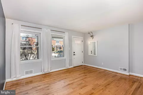 Living - 4242 Elsa Ter, Baltimore, MD 21211 photo 2 of 3