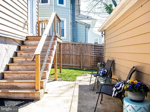 Exterior - 2801 Hamilton Ave, Baltimore, MD 21214 photo 10 of 19