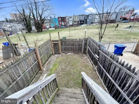 Exterior - 616 Denison St, Baltimore, MD 21229 photo 3 of 3