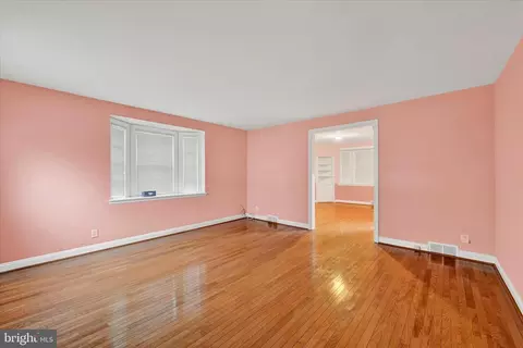 4010 Brookhill Rd, Baltimore, MD 21215 photo 8