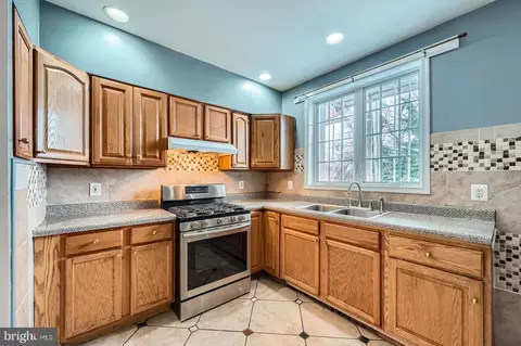2015 E North Ave, Baltimore, MD 21213 photo 12