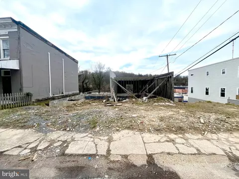 3550 Ash St, Baltimore, MD 21211 photo 5
