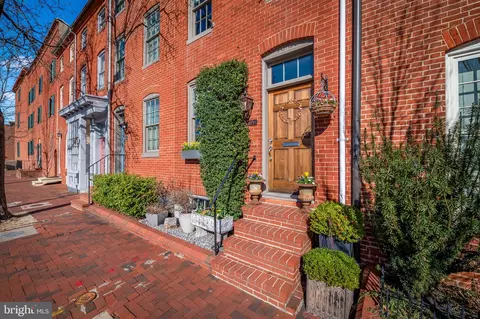 Exterior - 609 S Sharp St, Baltimore, MD 21230 photo 6 of 11