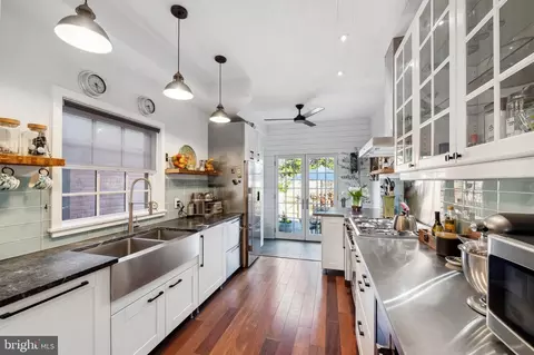 Kitchen - 609 S Sharp St, Baltimore, MD 21230 photo 1 of 2
