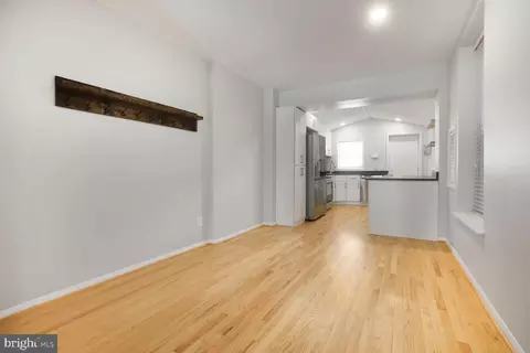 Living - 1115 William St, Baltimore, MD 21230 photo 5 of 5