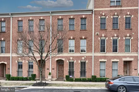 Exterior - 1205 Dockside Cir, Baltimore, MD 21224 photo 1 of 6