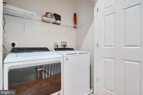 Other - 1205 Dockside Cir, Baltimore, MD 21224 photo 7 of 8
