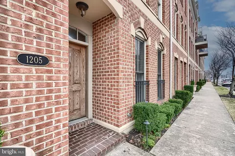 Other - 1205 Dockside Cir, Baltimore, MD 21224 photo 1 of 8