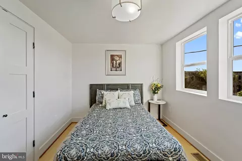Bedroom - 2329 E Madison St, Baltimore, MD 21205 photo 1 of 7