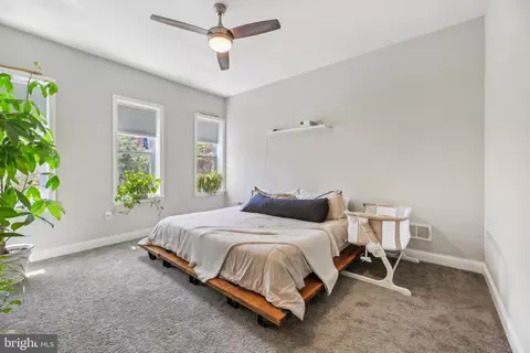 Bedroom - 724 Dolphin St, Baltimore, MD 21217 photo 1 of 5
