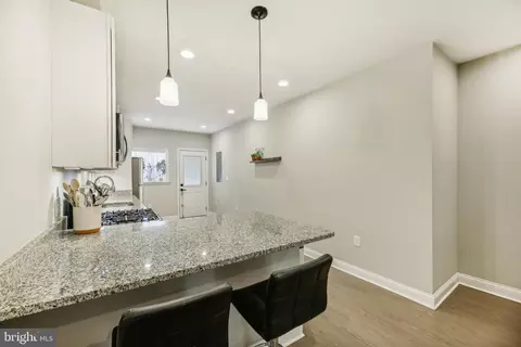 Entry Way - 724 Dolphin St, Baltimore, MD 21217 photo 7 of 12