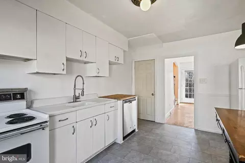 3812 Rexmere Rd, Baltimore, MD 21218 photo 7