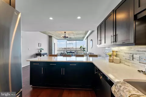 Kitchen - 1200 Steuart St #612, Baltimore, MD 21230 photo 3 of 6