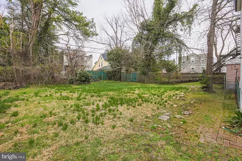 Exterior - 514 E 41st St, Baltimore, MD 21218 photo 6 of 6