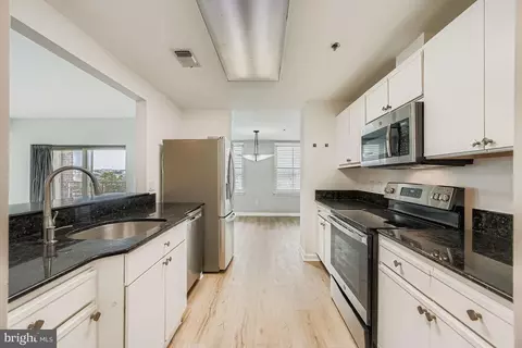 960 Fell St #616, Baltimore, MD 21231