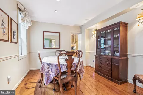 Dining - 833 William St, Baltimore, MD 21230 photo 2 of 2