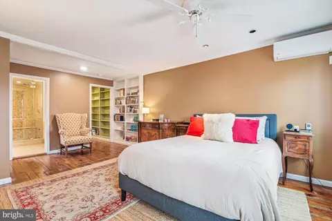 Bedroom - 833 William St, Baltimore, MD 21230 photo 3 of 7