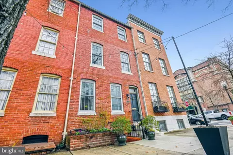 Exterior - 833 William St, Baltimore, MD 21230 photo 2 of 7