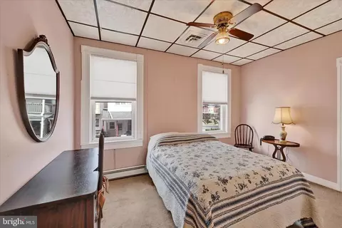 Bedroom - 1200 Weldon Ave, Baltimore, MD 21211 photo 2 of 3