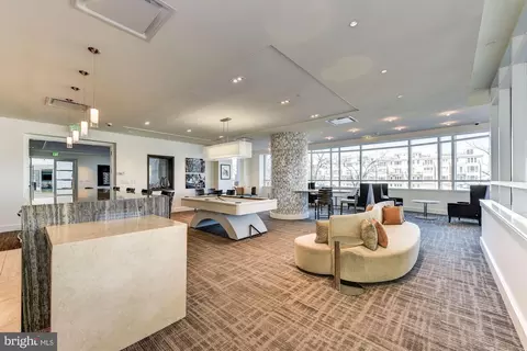 100 Harborview Dr #910, Baltimore, MD 21230 photo 33