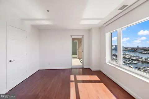 100 Harborview Dr #910, Baltimore, MD 21230 photo 19