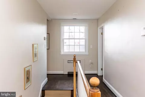 Entry Way - 331 Broxton Rd, Baltimore, MD 21212 photo 3 of 3