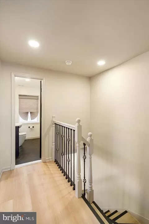 Entry Way - 5440 Nelson Ave, Baltimore, MD 21215 photo 6 of 6
