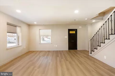 Living - 5440 Nelson Ave, Baltimore, MD 21215 photo 3 of 4