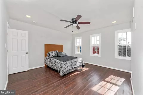 1718 W Pratt St, Baltimore, MD 21223 photo 21