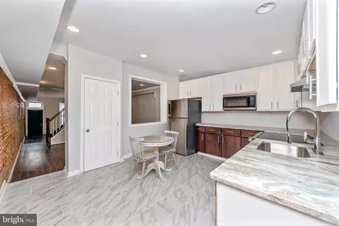 1718 W Pratt St, Baltimore, MD 21223 photo 13