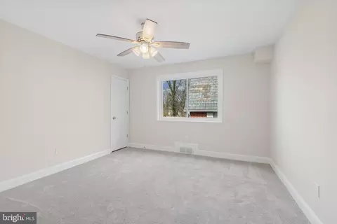 Bedroom - 4002 Glen Ave, Baltimore, MD 21215 photo 4 of 11