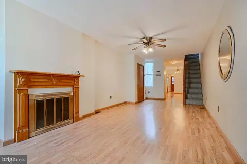 Living - 3 E Randall St, Baltimore, MD 21230 photo 1 of 4