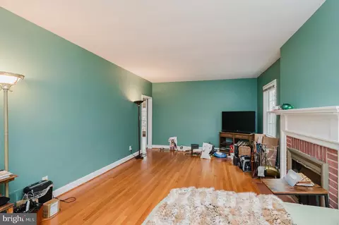 3403 Parkside Dr, Baltimore, MD 21214 photo 3