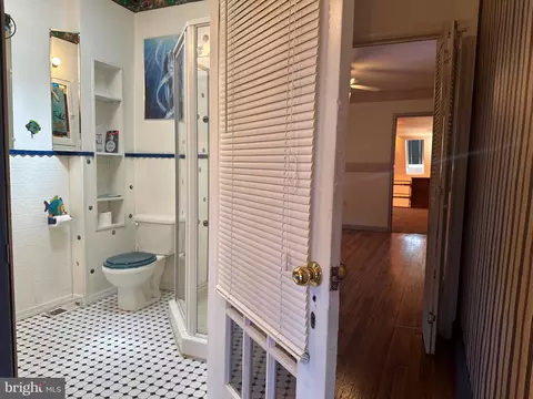 Bath - 1804 Light St, Baltimore, MD 21230 photo 1 of 4